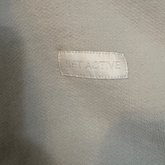 SET Active Crop Sweatshirt - Picture 4 of 4